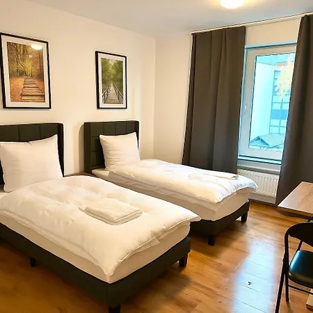 Grosses In Siegen-kreuztal Auch Fuer Monteure קרויצטאל