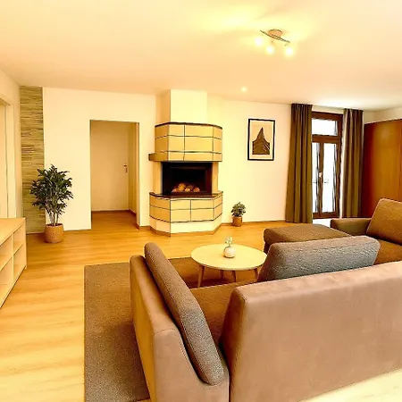 בית אירוח Grosses In Siegen-kreuztal Auch Fuer Monteure קרויצטאל