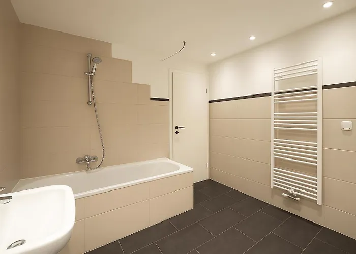 Grosses In Siegen-kreuztal Auch Fuer Monteure